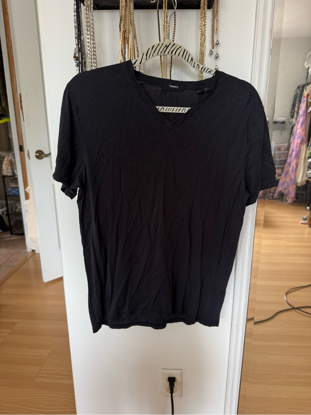 Theory Black V-Neck Short Sleeve Tee